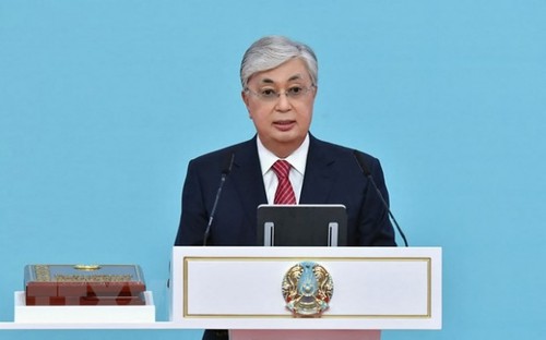 Kazakh President postpones official visit to Vietnam due to forest fire - ảnh 1