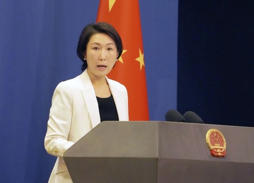 China, Vietnam strengthen cooperation in line with interests: spokesperson  - ảnh 1