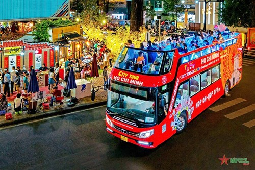 Overnight tour of Ho Chi Minh City launched  - ảnh 1