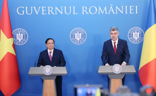 Vietnam-Romania traditional cooperation keeps flourishing: press conference - ảnh 1