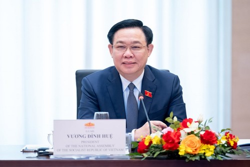 Vietnam NA ready to create favorable legal environment, listen to US businesses  - ảnh 2