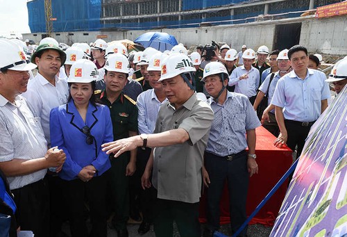 阮春福总理：河南省要大力推动城镇化  吸引高新技术工业项目 - ảnh 1