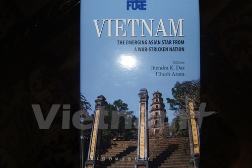 《越南：从战争废墟中崛起的亚洲之星》新书在印度亮相 - ảnh 1