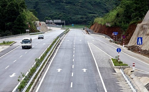 亚行资助越南发展西北山区交通和经济 - ảnh 1