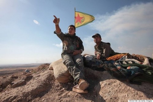 叙利亚：库尔德枪手离开曼比季市 - ảnh 1