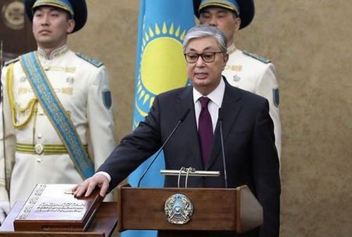 哈萨克斯坦代总统宣誓就职 - ảnh 1