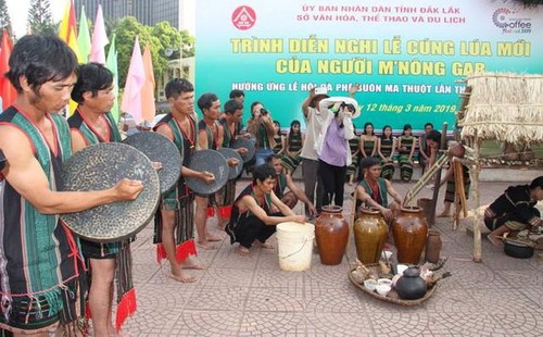 越南莫侬格人独特的新炊祭祀仪式 - ảnh 1