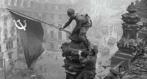 Во многих странах отмечается 71-я годовщина Победы над фашизмом - ảnh 1