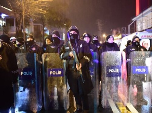 Мировое сообщество резко осудило вооруженную атаку на ночной клуб в Турции - ảnh 1