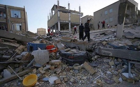 Иран ликвидирует последствия от землетрясения на ирано-иракской границе - ảnh 1