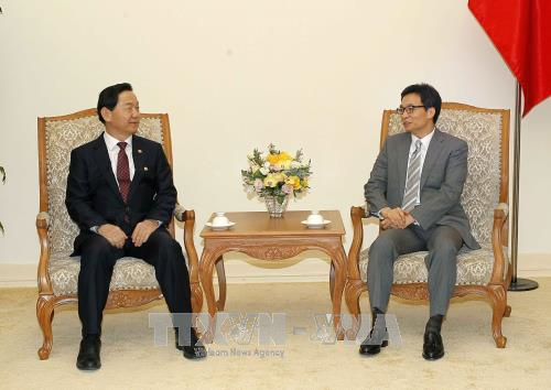 Вице-премьер Вьетнама принял своего коллегу из Республики Корея - ảnh 1