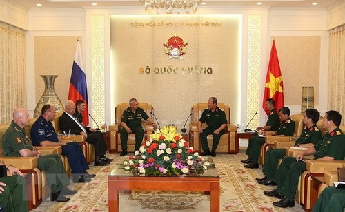 Вьетнам и Россия активизируют сотрудничество в работе ООН по поддержанию мира - ảnh 1