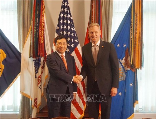 Вьетнам и США продолжают активизировать сотрудничество в сферах торговли, экономики, инвестиций и обороны  - ảnh 1