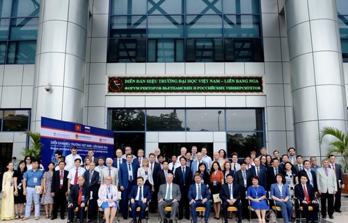 Более 70 вьетнамских и российских вузов приняли участие в форуме ректоров вьетнамских и российских университетов - ảnh 1