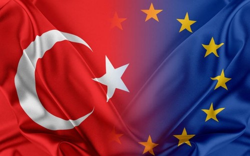 EC выступает против присоединения Турции к союзу - ảnh 1
