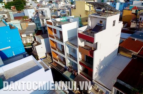 Город Хошимин расширяет сотрудничество в развитии солнечной энергетики - ảnh 1