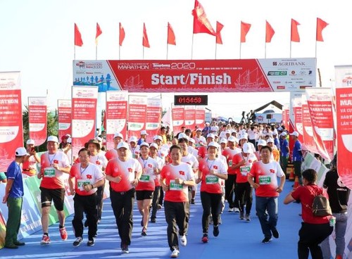  В островном уезде Лишон провинции Куангнай открылся марафон  - ảnh 1