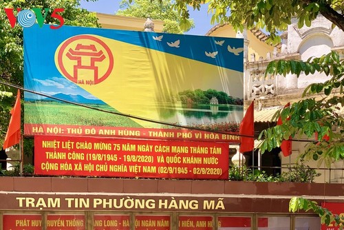 Ханой в дни Национального праздника Вьетнама - ảnh 10