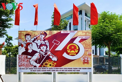 Ханой в дни Национального праздника Вьетнама - ảnh 13