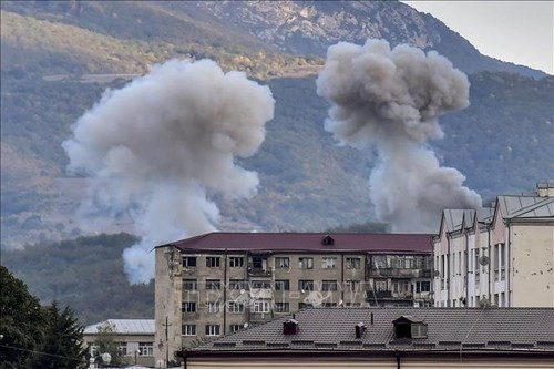 ЕС глубоко обеспокоен нарушением режима о прекращении огня в Нагорном Карабахе - ảnh 1