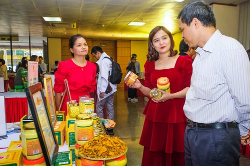 В Ханое состоялась программа поддержки сбыта безопасных пищевых продуктов - ảnh 1