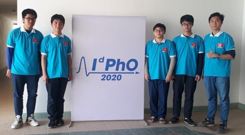 Вьетнам завоевал 5 медалей на международной Олимпиаде по физике - ảnh 1