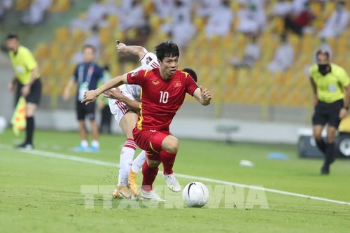 Сборная Вьетнама продолжает занимать хорошее место в специальном рейтинге ФИФА  - ảnh 1