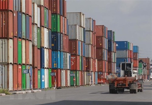 Экспортно-импортный оборот Вьетнама увеличился почти на 15%  - ảnh 1