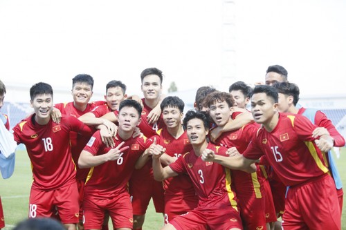 Финальный турнир по футболу U23 Кубка Азии 2022: сборная Вьетнама сыграла в ничью со сборной Республикой Корея - ảnh 1