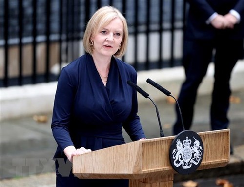 Новый премьер-министр Великобритании отдает приоритет решению вопроса протокола по Северной Ирландии  - ảnh 1