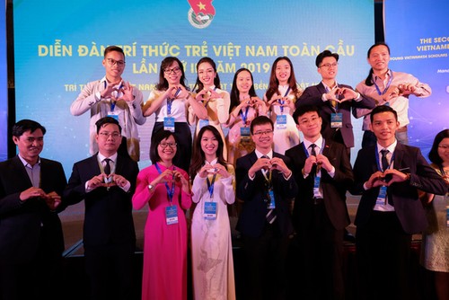 Создание и управление глобальной сетью молодых вьетнамских талантов - ảnh 1