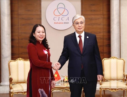 Перспективы развития многоcтороннего сотрудничества между Вьетнамом и Казахстаном в новый период - ảnh 2