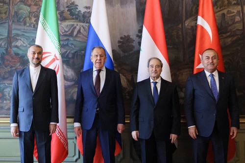 Четырехсторонние переговоры по нормализации отношений между Сирией и Турцией - ảnh 1