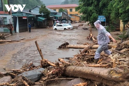 Северо-западный регион Вьетнама преодолевает ущерб из-за проливного дождя, вызвавшего наводнения и оползни - ảnh 1