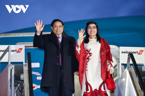 Премьер-министр Вьетнама прибыл в Швейцарию для участия в ВЭФ – 2024  - ảnh 1