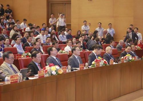 Провинция Биньдинь обязуется создавать благоприятные условия предприятиям для ведения инвестиционной деятельности и долгосрочного развития бизнеса - ảnh 1