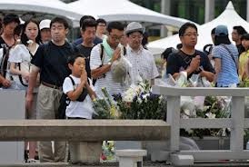 Japan marks 67th anniversary of Hiroshima atomic bomb - ảnh 1