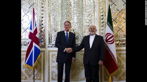 Britain, Iran reopen embassies - ảnh 1