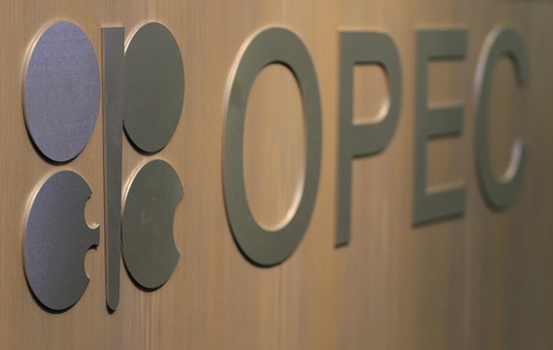 OPEC keeps oil production at current high level - ảnh 1