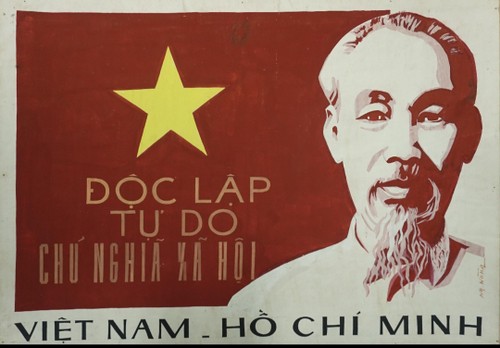 Vietnam Fine Arts Museum opens propaganda painting collection - ảnh 2