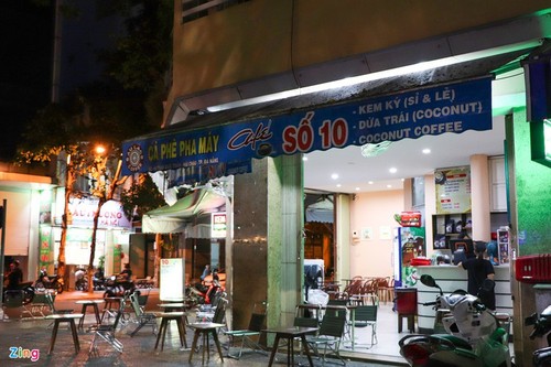 Da Nang falls quiet on first night of latest social distancing order - ảnh 8