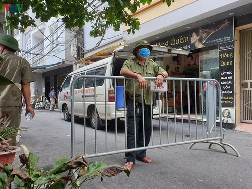 Hanoi's Nam Tu Liem district disinfected following suspected positive COVID-19 case - ảnh 6