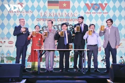 Sampling German beer in Vietnam - ảnh 4
