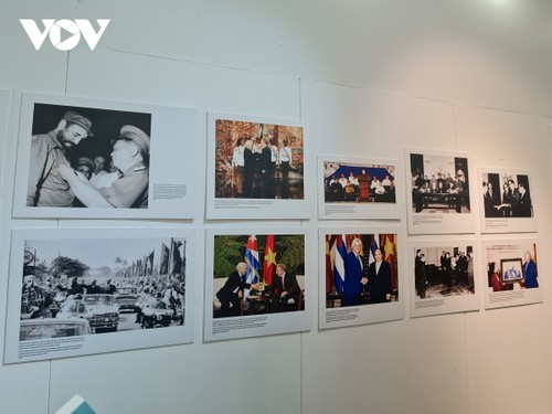 Photo exhibition details Vietnam-Cuba diplomatic ties throughout history - ảnh 6