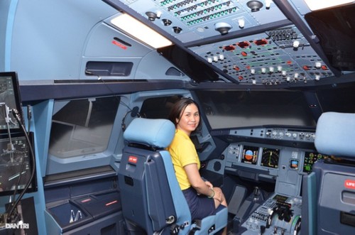 HCM City offers pilot training tour to visitors - ảnh 5