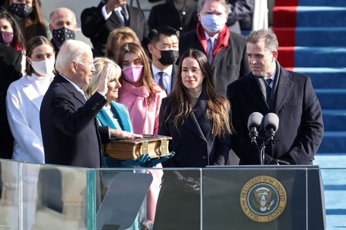 Photos of Joe Biden's inauguration as the 46th president of the United States  - ảnh 8