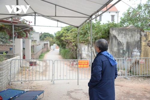 Village locked down after fresh coronavirus case detected - ảnh 9