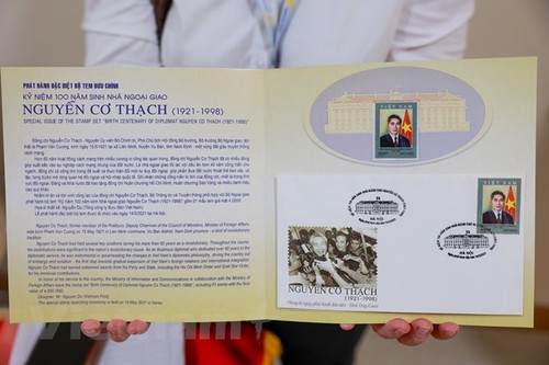 Lần đầu tiên phát hành một bộ tem về nhà ngoại giao Nguyễn Cơ Thạch - ảnh 10