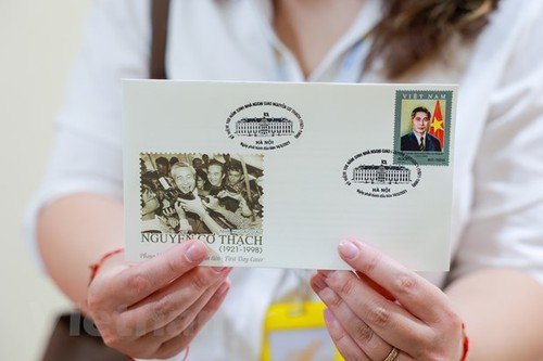 Lần đầu tiên phát hành một bộ tem về nhà ngoại giao Nguyễn Cơ Thạch - ảnh 3