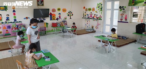 A close look at COVID-19 quarantine site for kids in Vietnam - ảnh 2